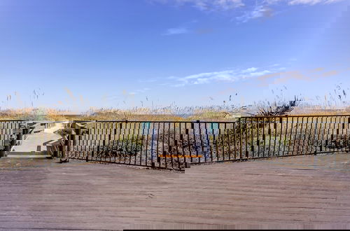 Photo 20 - Rustic Theme Condo with Scenic Ocean View by RedAwning