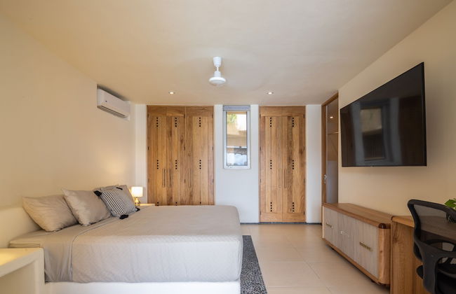 Kau Kan Luxury Condos - Photo 6