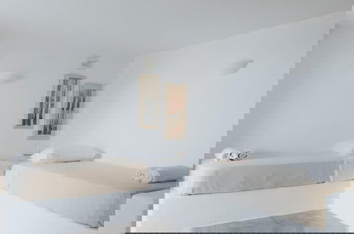 Foto 41 - Mymykonos II Beachfront Villa