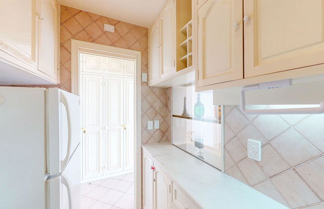 Oceana Suites Vanguardia - Photo 11