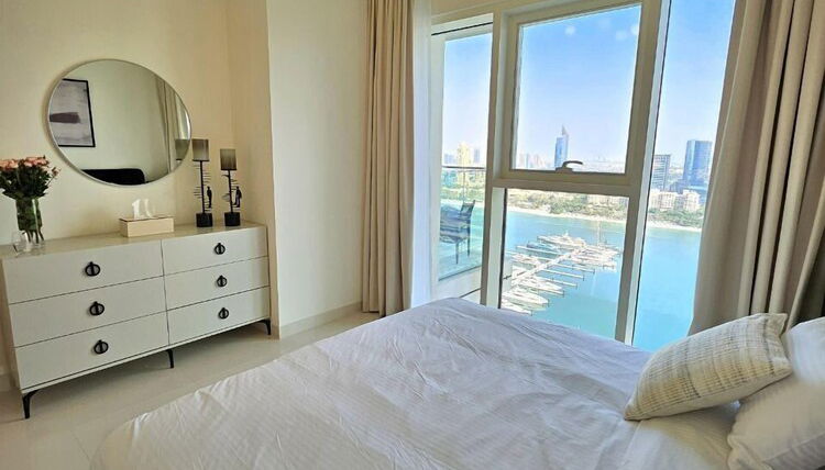 Foto 1 - 2BRwith Panoramic Sea View in Beachfront