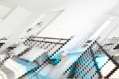 Foto 1 - Boutique Rooms - With Pool - 6 - R203