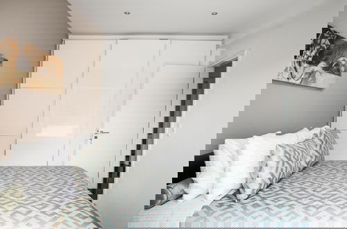 Foto 10 - Euphoria Residences with Shared Pool by Konnect