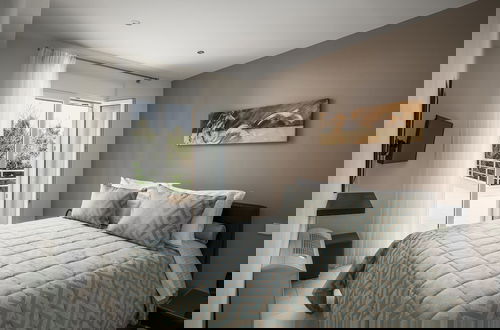 Foto 9 - Euphoria Residences with Shared Pool by Konnect