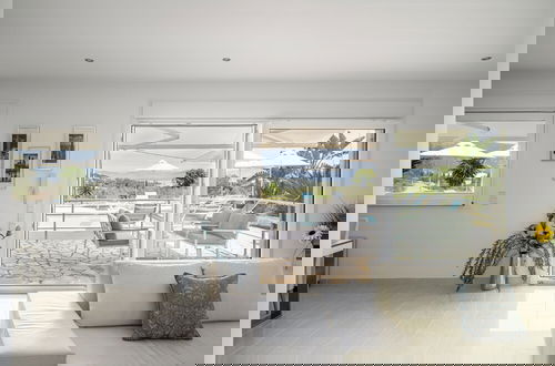 Foto 47 - Euphoria Residences with Shared Pool by Konnect