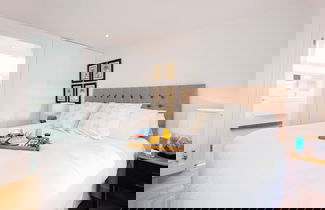 Foto 1 - Lillie Road Residence IV