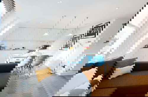Foto 11 - Lillie Road Residence IV