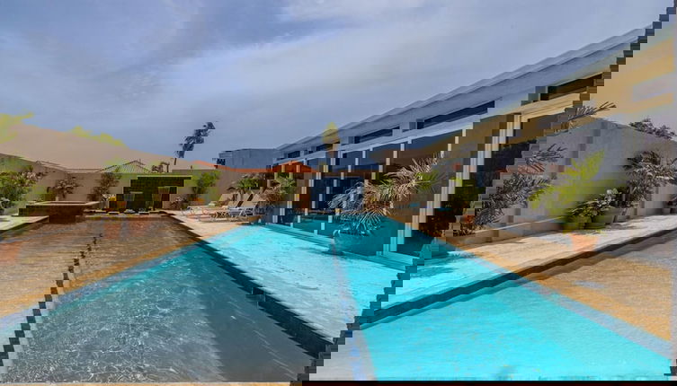 Foto 1 - Villa Blue Topaz - Oasis With Pool Hot tub Sauna