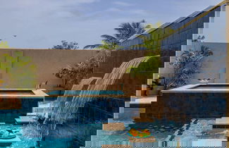 Foto 3 - Villa Blue Topaz - Oasis With Pool Hot tub Sauna
