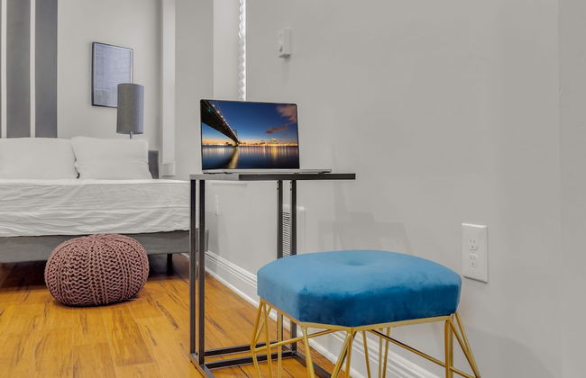 W Oxford St Charm 1 BR Apartment Central Philly - Photo 5