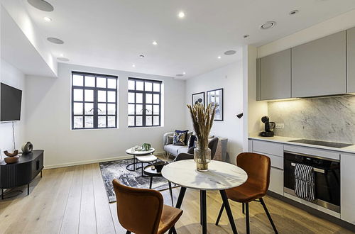 Photo 9 - Charming Kentish Town Retreat