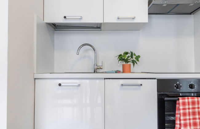 JOIVY Superb Flat For 4 W/Balcony Near Milano Centrale - Foto 11