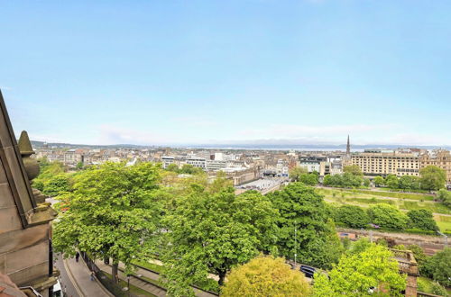 Photo 52 - Altido Eclectic & Design Led 3Br Apt Near Edinburgh Castle