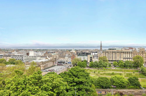 Photo 48 - JOIVY Eclectic & Design Led 3Br Apt Near Edinburgh Castle