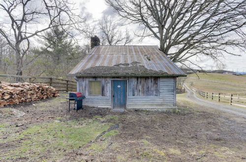 Photo 19 - Historic Jonesborough Cabin w/ Fire Pit & Grill