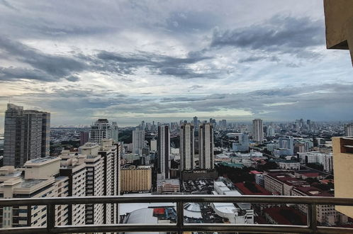 Photo 29 - Manila Bay City View Room with Free Pool