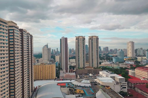 Photo 27 - Manila Bay City View Room with Free Pool