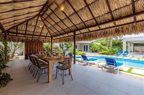Foto 4 - Outstanding Oasis 7BR 7BA Villa With Private Pool
