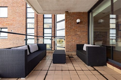 Foto 8 - The River Thames View - Stunning 2bdr Flat With Study Room Balcony