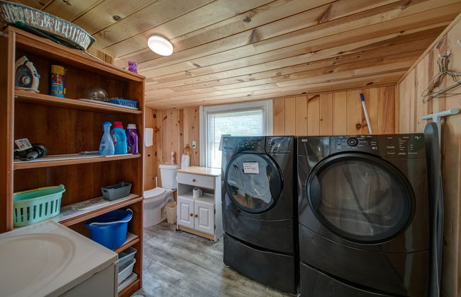 Moonshiner's Cabin Minutes From Two Wheels! - Photo 22