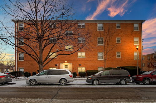 Foto 19 - Fascinating 1BR Apartment in Skokie