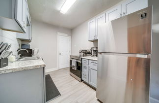 Foto 2 - Pet-friendly Cleveland Townhome, 2 Mi to Downtown