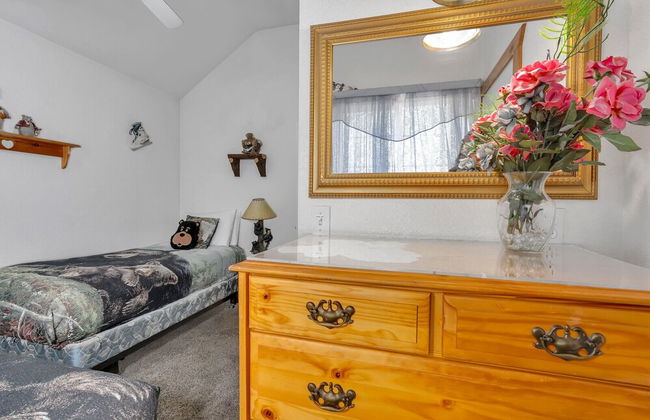 Cozy Bear North Quaint and Warm 2bd in Yosemite! - Foto 13