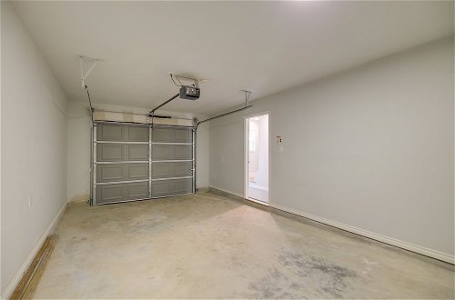 Photo 15 - South Houston Townhome w/ Patio & Gas Grill