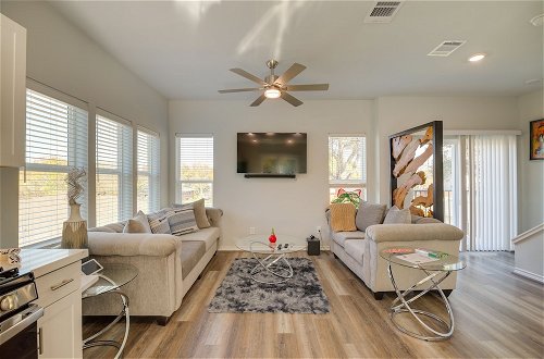 Photo 25 - South Houston Townhome w/ Patio & Gas Grill