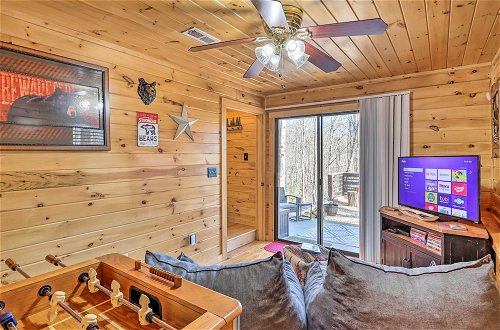 Photo 22 - Blue Ridge Log Cabin w/ Hot Tub & Game Room