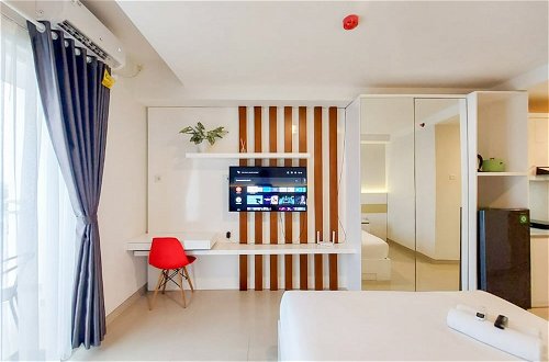 Photo 11 - Homey And Comfort Studio Mataram City Apartment