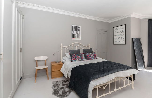 Beautiful & Bright 2BD Flat - Haymarket - Foto 1