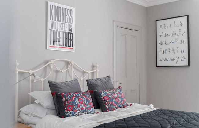 Beautiful & Bright 2BD Flat - Haymarket - Foto 8