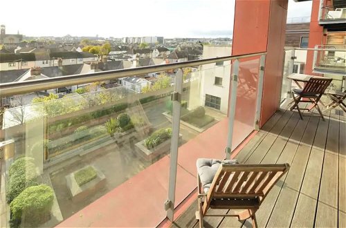 Foto 10 - Bright 2BD Flat With Private Balcony - Dublin