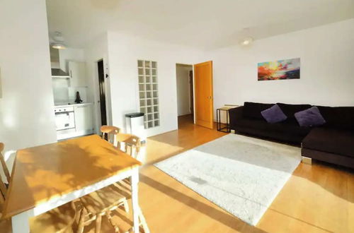 Photo 8 - Bright 2BD Flat With Private Balcony - Dublin