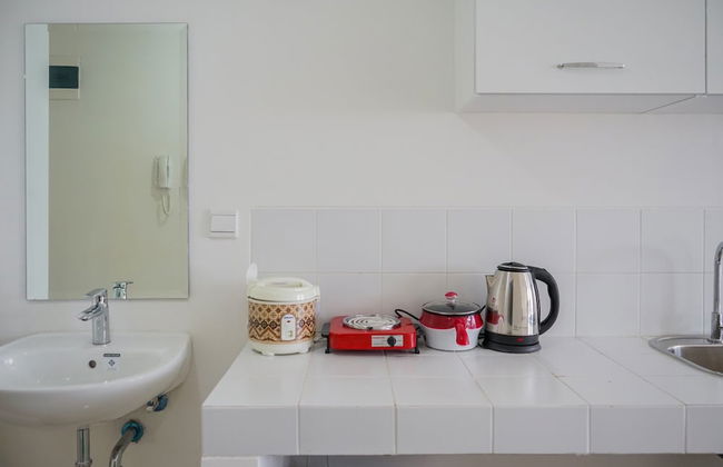 Comfy and Cozy Studio Silk Town Apartment - Photo 11