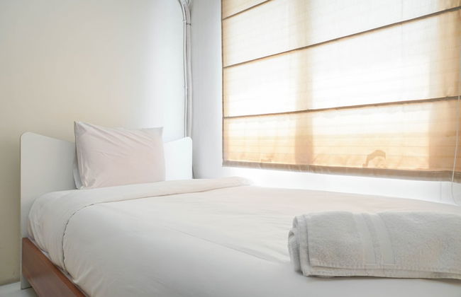 Comfortable And Combined 3Br At City Park Apartment - Photo 4