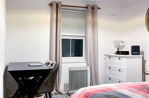 Photo 2 - Immaculate 2-bed Apartment in Rochester