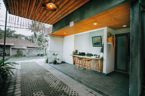 Photo 2 - Mahayoga Ubud Villa