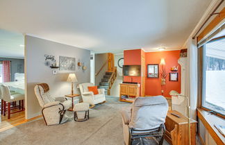 Photo 2 - Cozy Michigan Retreat Near Sleeping Bear Dunes