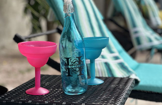 M&M Zavala Hotel and B&B - Photo 16