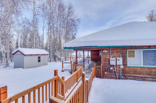 Foto 5 - Wasilla 'spruce Moose' Cabin: Lakefront + Hot Tub