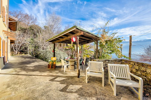 Photo 1 - Faby House On Hilly Area And View Lake