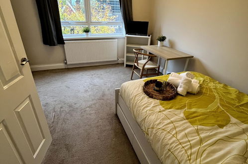 Foto 2 - 2 Bed Flat - 9-12 Mins to Central London Sleeps 4