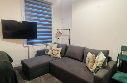 Photo 10 - Impeccable 1 Bedroom Flat in Central London