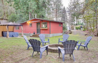 Photo 1 - Arlington Creekside Cabin w/ Hot Tub & Fire Pit