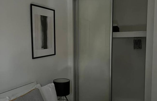 Modern 1 Bed Flat Near Station and City - Foto 3