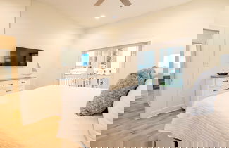 Photo 3 - 8 Bed 9 Bath Private Pool Grill Walk to Beach