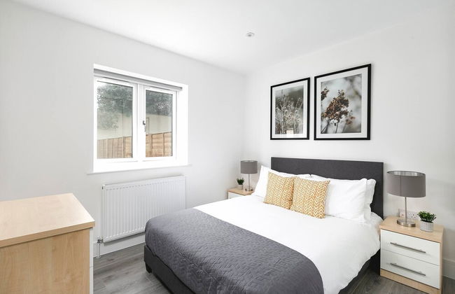 Skyvillion Vineyard Court, Enfield, 2 Bed, With Garden - Foto 3