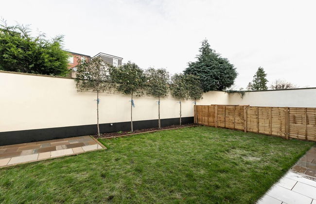 Skyvillion Vineyard Court, Enfield, 2 Bed, With Garden - Foto 31